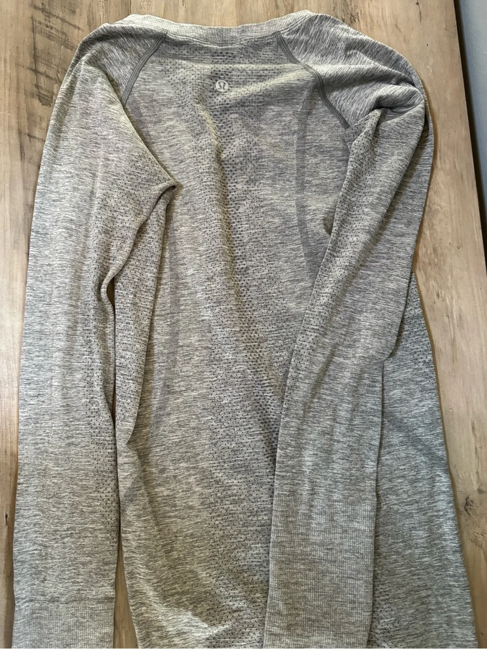 Lululemon Swiftly Tech Long-Sleeve Shirt - Picture 5 of 7